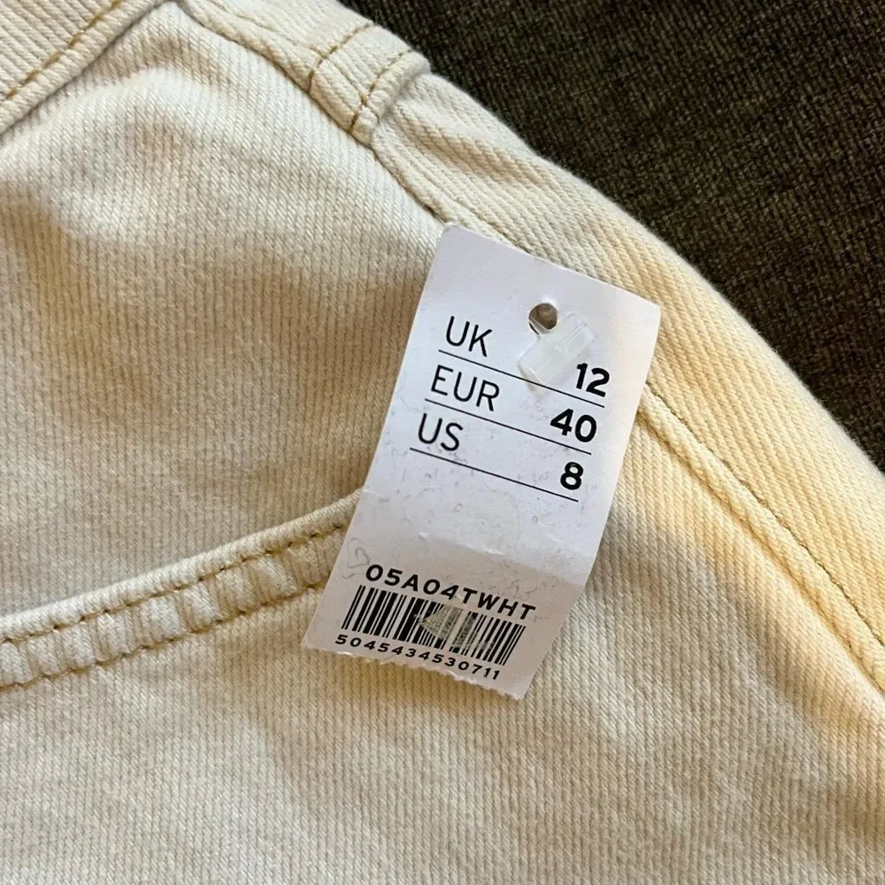 TOPSHOP A-Line Cream Denim Shorts Distressed Premium Denim Size US 8 NWT